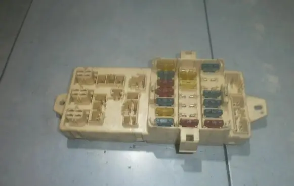 Toyota Corolla E110 Fuse box set