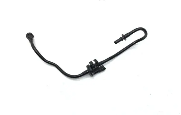 Jaguar XK - XKR Air intake hose/pipe 8W939B593AA