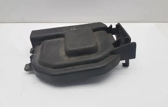 BMW 3 E36 Headlight/headlamp dust cover 1101170