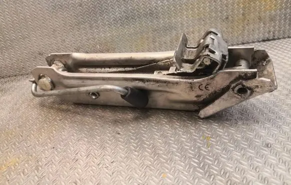 Audi A3 S3 8P Lift Jack 8L0011031A