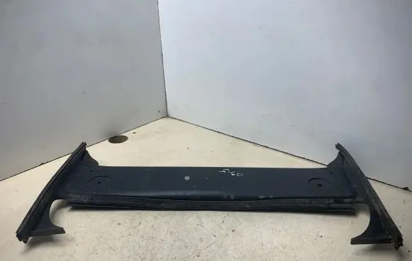 Volvo S60 Intercooler air guide/duct channel 8662955 3504