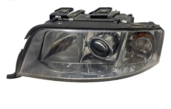 Audi A6 S6 C5 4B Headlight/headlamp 15592300 15381301