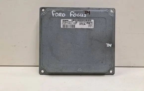 Ford Focus Engine control unit/module 7M5112A650AGA S118934203A