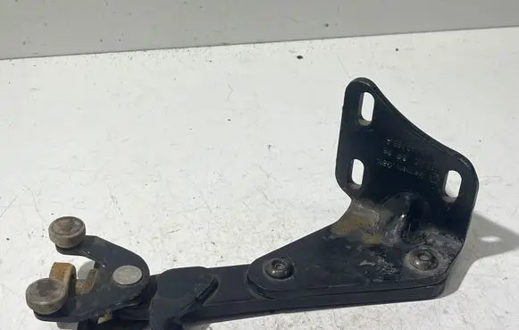 Volkswagen Caddy Sliding door lower roller guide/hinge 2K0843398A