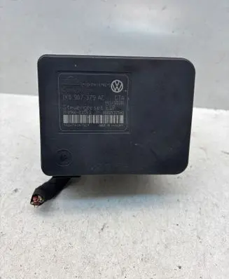 Volkswagen Golf V ABS Pump 1K0907379AC 00005305H0 10096003593