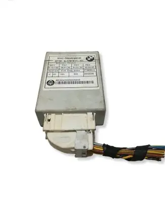 BMW 5 E60 E61 Air suspension control unit module (rear) 3714677041101 6770411