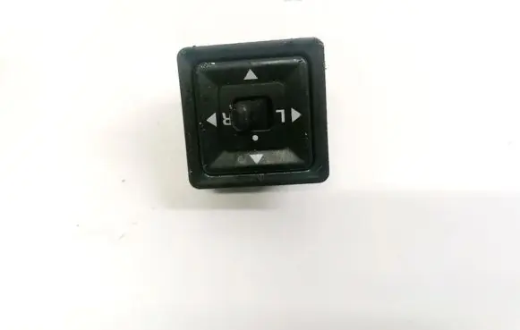Suzuki Wagon R+ Wing mirror switch 2775