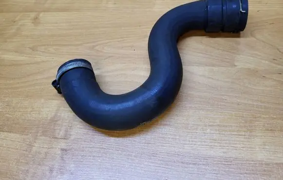 Volvo XC70 Engine coolant pipe/hose 6G918260JB