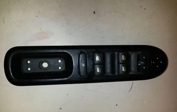 Peugeot 407 Electric window control switch 96468704XT 96468704 53269735B