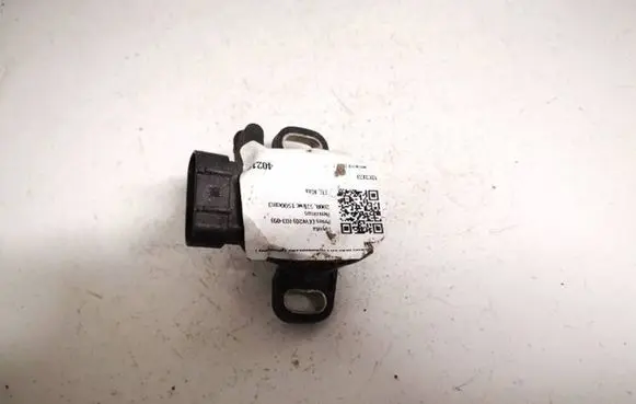 Toyota Prius (XW20) Accelerator throttle pedal 9951047020 99510-47020