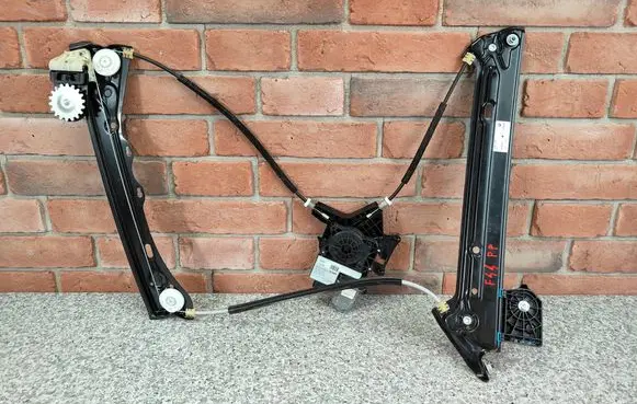 BMW 2 F44 Front door window regulator with motor 4876388 5A01D24 9854230