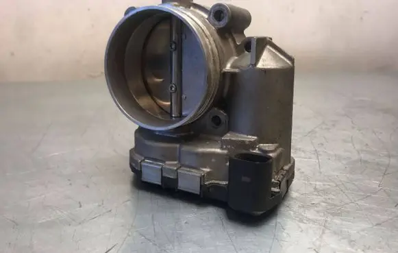 Audi A6 S6 C6 4F Throttle valve 078133062C