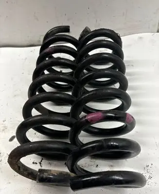 Mercedes-Benz C W204 Rear coil spring