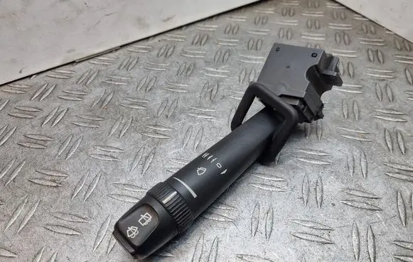 Volvo V70 Wiper control stalk 8691545