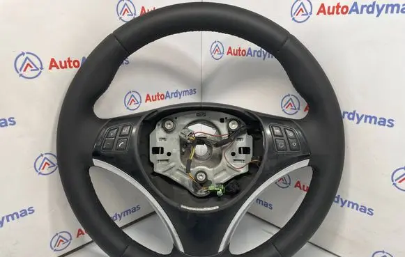 BMW 1 E81 E87 Steering wheel 6795570 32306795570