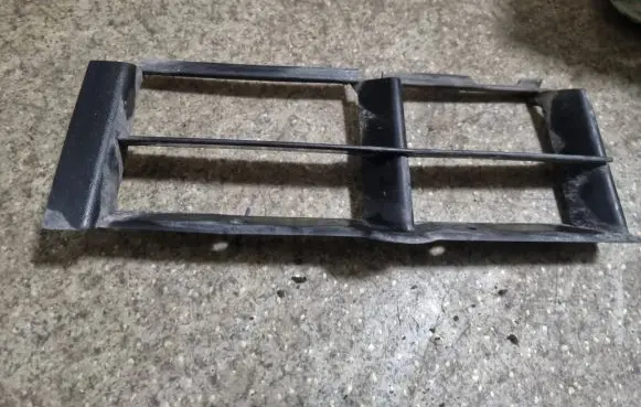 BMW 5 E39 Front bumper lower grill 511182356739