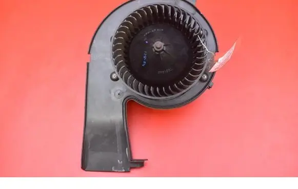 Toyota C-HR I Heater fan/blower T957466