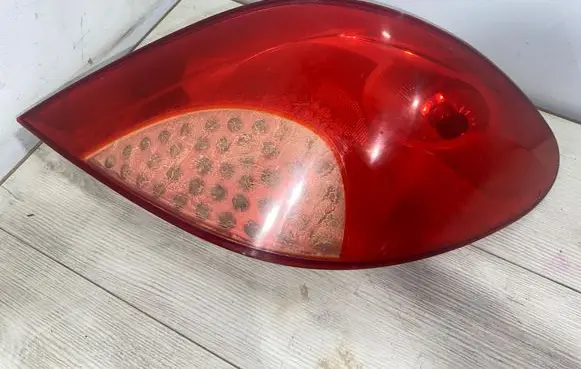 Peugeot 207 Rear/tail lights