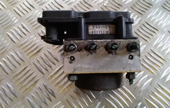 Dacia Sandero ABS Pump 0265232718 476604621R 0265801018