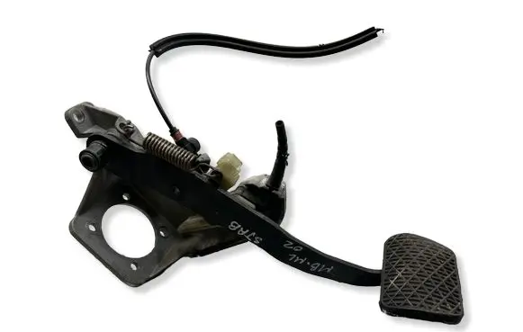 Mercedes-Benz ML W163 Brake pedal PP163290004 3831