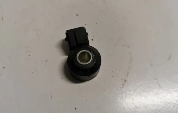 Detonation knock sensor