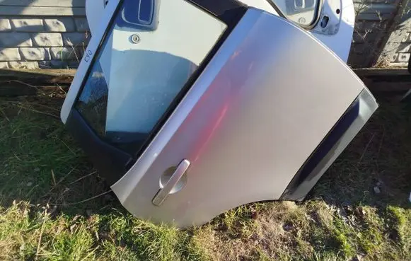 Nissan Qashqai Rear door KYO