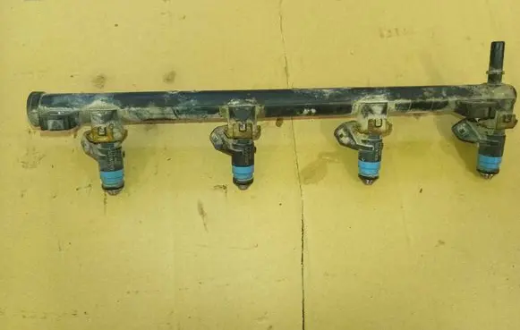 Renault Kangoo I Fuel injector H132254 8200139674