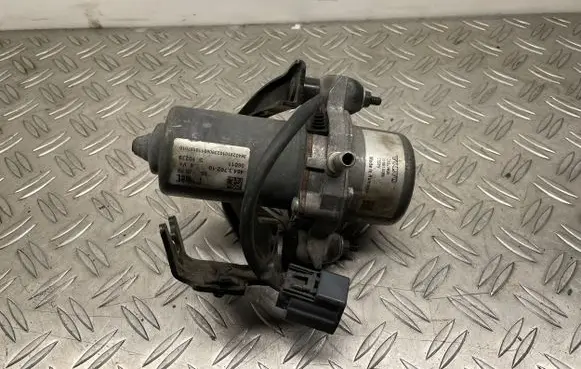 Volvo S60 Vacuum pump 31329920