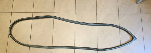 Honda CR-V Front door rubber seal 