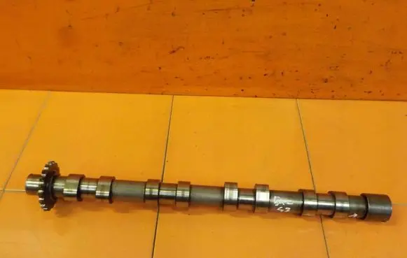 Ford Focus Camshaft 9644077180
