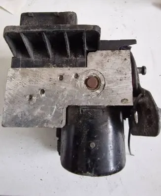 Mercedes-Benz E W211 ABS Pump A004114812