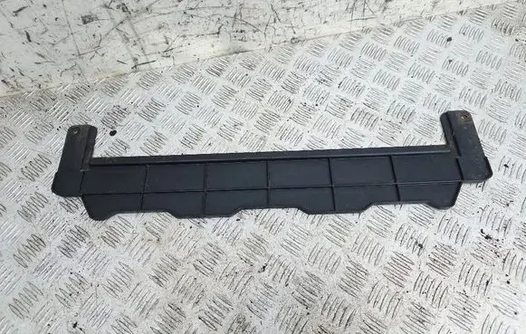 Mitsubishi L200 Intercooler air guide/duct channel 