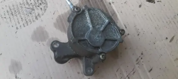 Ford Focus Vacuum pump