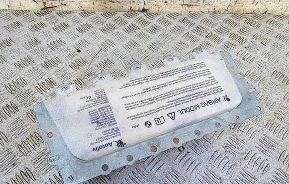 BMW 7 F01 F02 F03 F04 Passenger airbag 39923039903 611012001B
