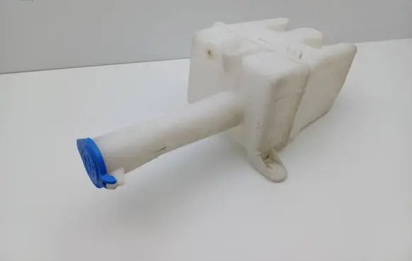 KIA Shuma Windshield washer fluid reservoir/tank 