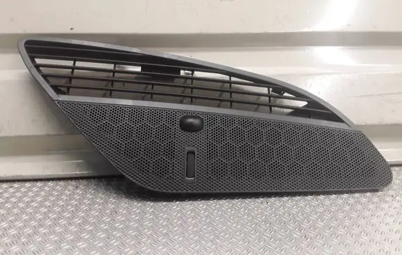 Citroen C5 Dashboard air vent grill cover trim 9682419677