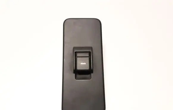 Land Rover Discovery 3 - LR3 Electric window control switch YUD501070PVJ