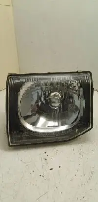 Mitsubishi Pajero Headlight/headlamp 11087233