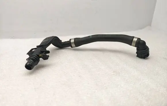 BMW X5 G05 Engine coolant pipe/hose 8472309