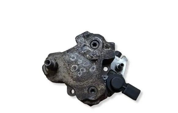 BMW 5 E60 E61 Fuel injection high pressure pump 7798333