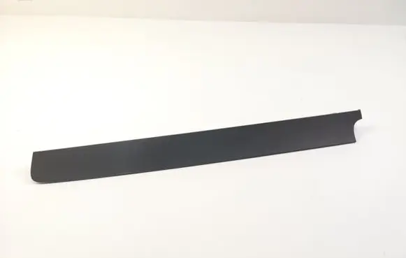 Dashboard glove box trim