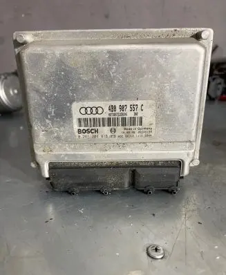 Audi A6 S6 C5 4B Engine control unit/module 4B0907557C 0261204818 26SA5199