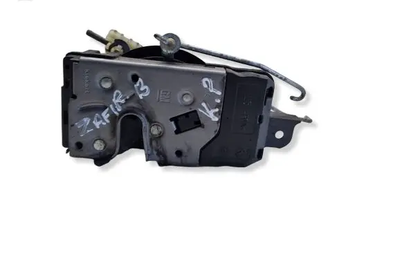 Opel Zafira B Front door lock 4141209 13210748