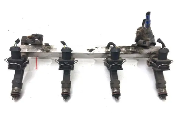 Fuel main line pipe