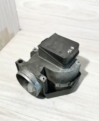 BMW 7 E32 Mass air flow meter 0280203027 12860649