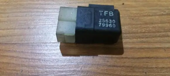 Nissan Primera Other relay 2563079960 tfb