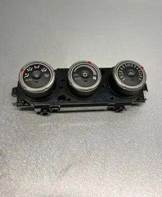 Mitsubishi Outlander Climate control/heater control trim 7K12A