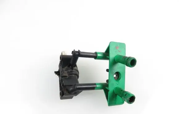 Ford Focus Clutch master cylinder 98AB7A543AH