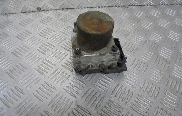 Nissan Primera ABS Pump