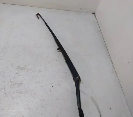 BMW 3 E46 Front wiper blade arm 102087